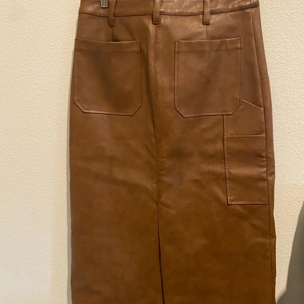 Rails NWOT! Amos Faux Leather Midi Skirt Size: 8 - Picture 6 of 8